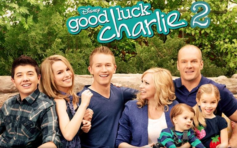 家庭情景喜剧《查莉成长日记   Good Luck Charlie》第二季全30集 英语中英双字 高清/MKV/8G 动画片查莉成长日记 全集下载